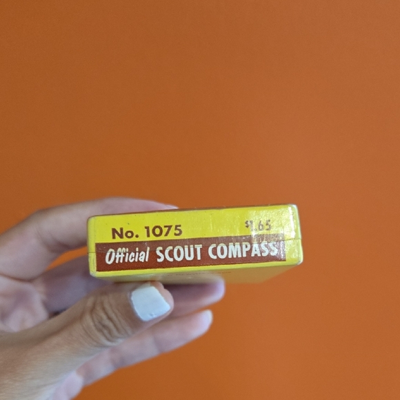 Vintage Compass with Black and Silver Accents - Picture 2 of 8